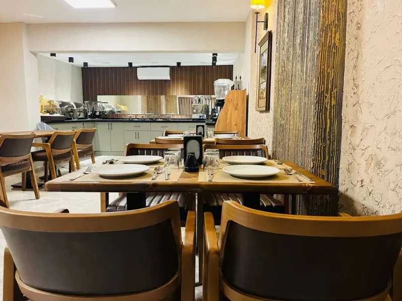 Monalisa Hotels 32