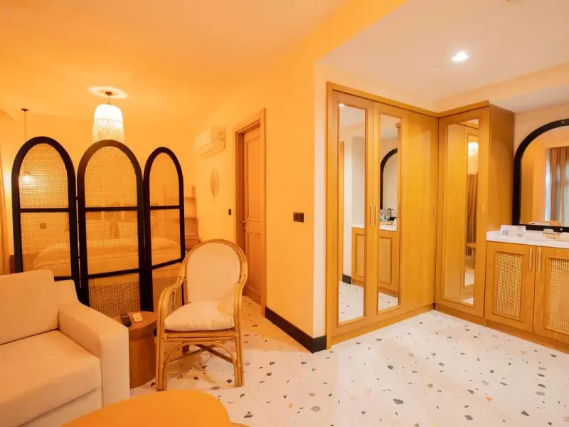 Elysium Garden Hotel 5