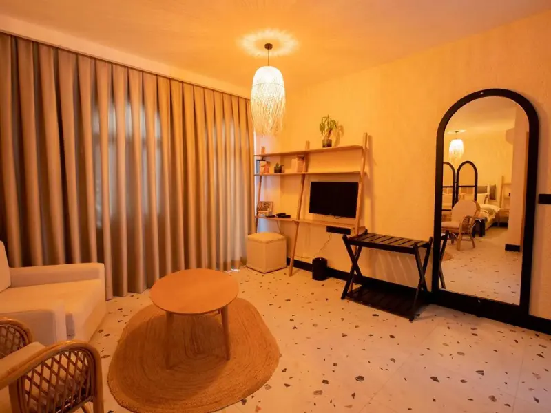Elysium Garden Hotel 7