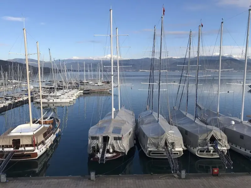 Ece Marina Suit 32