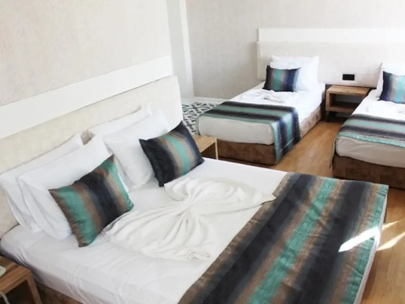 Grand Boss Suit Otel 11