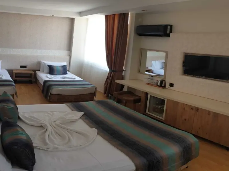 Grand Boss Suit Otel 10