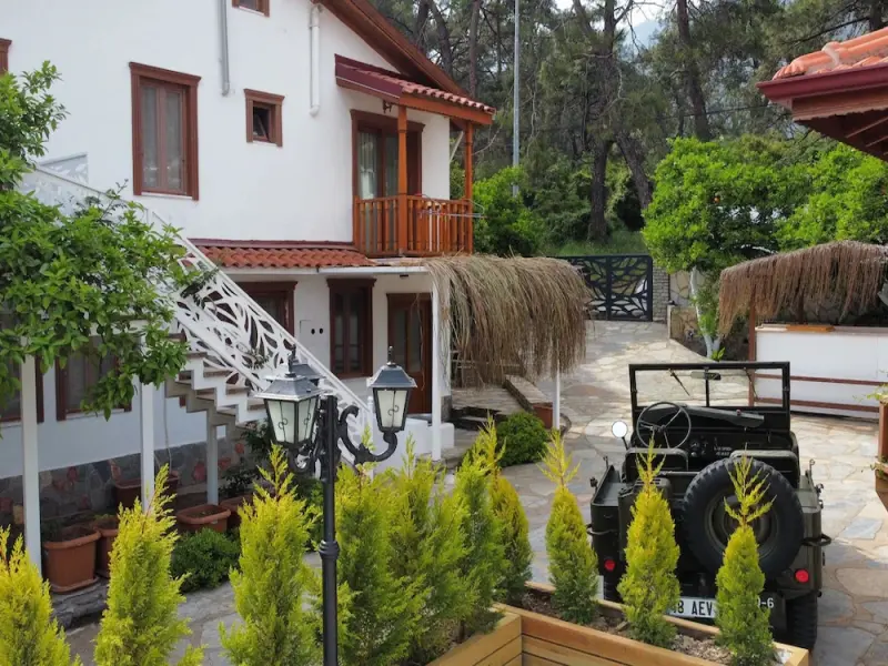Tomsan Aparts & Villas 3