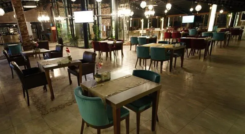 Yücel Hotel 19