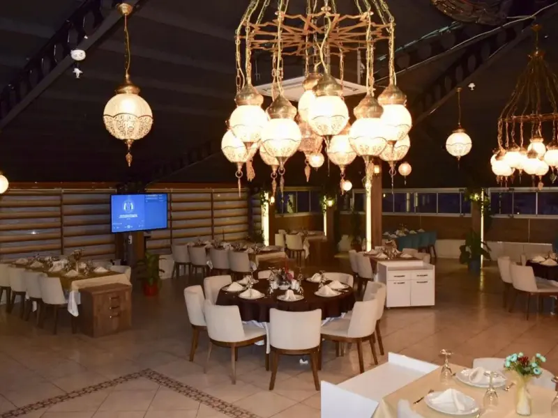 Yücel Hotel 32