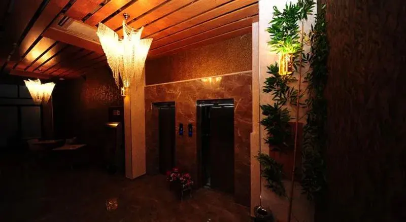 Yücel Hotel 8