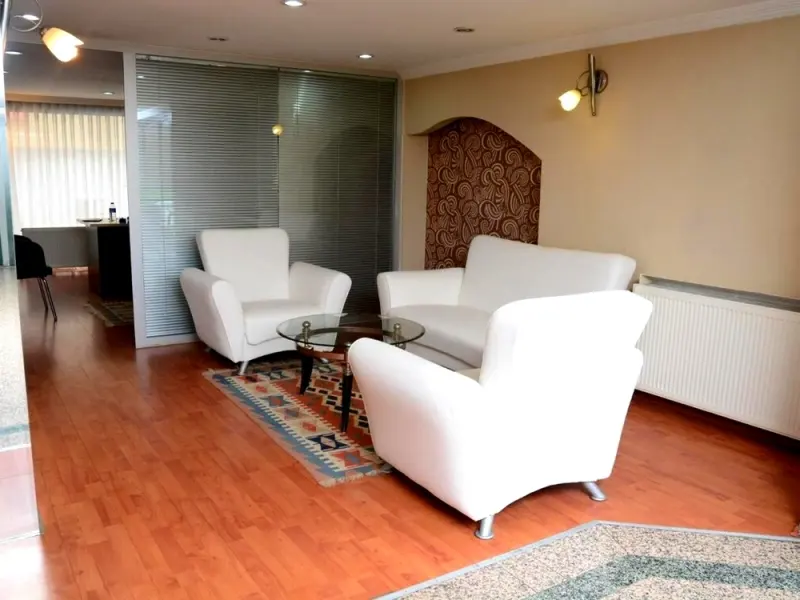 Grand Hotel Uzcan 1