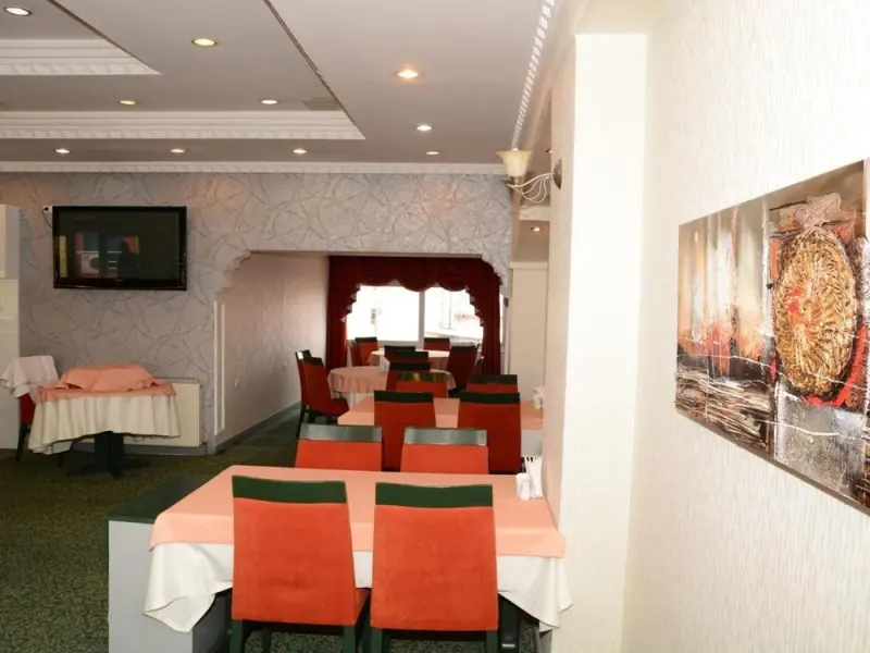 Grand Hotel Uzcan 14