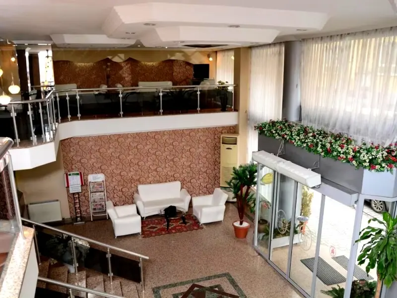 Grand Hotel Uzcan 5