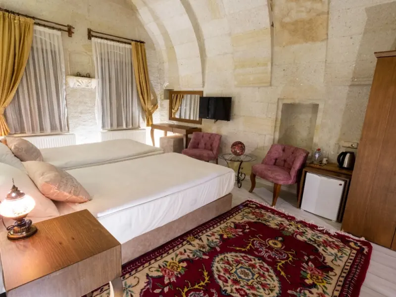 Mesken Cave Suites 11