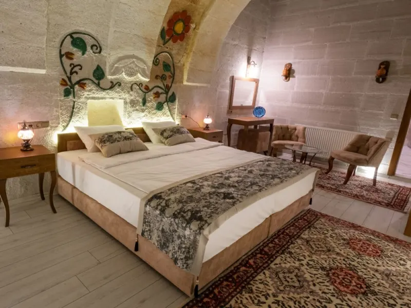 Mesken Cave Suites 13