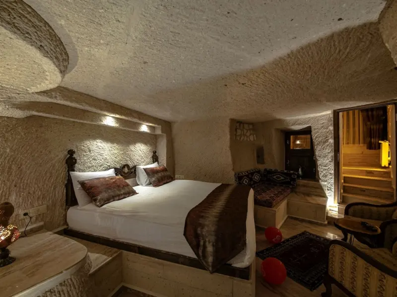 Farmer Cave House 30