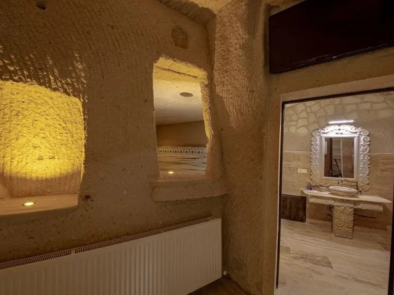 Farmer Cave House 36