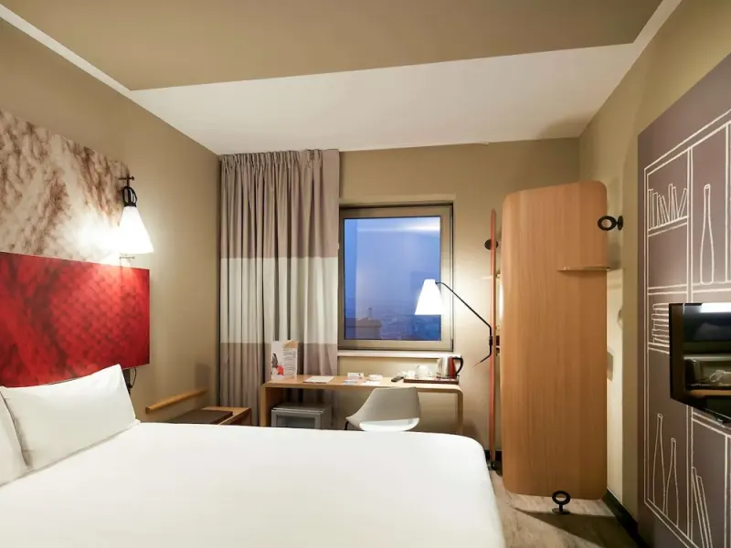 ibis Hotel Konya 10