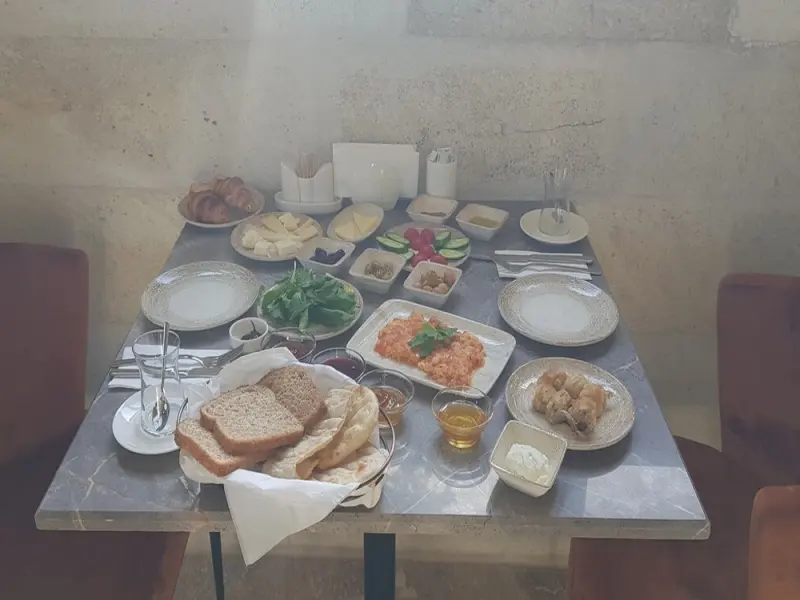Evanthia Cave Suites 26