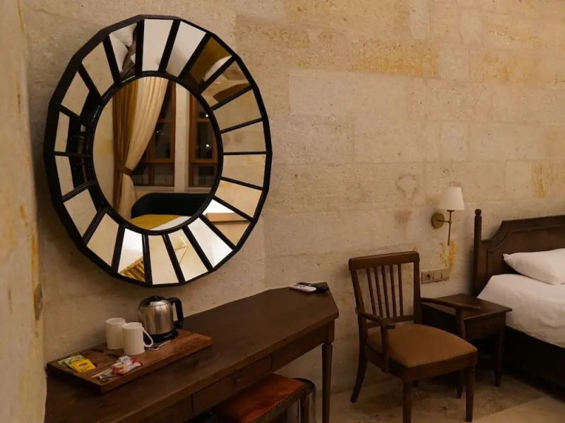 Evanthia Cave Suites 3
