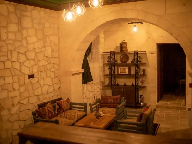 Pome Granate Cave Hotel 4