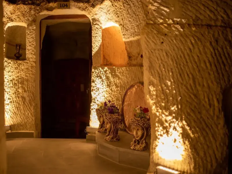 Pome Granate Cave Hotel 9