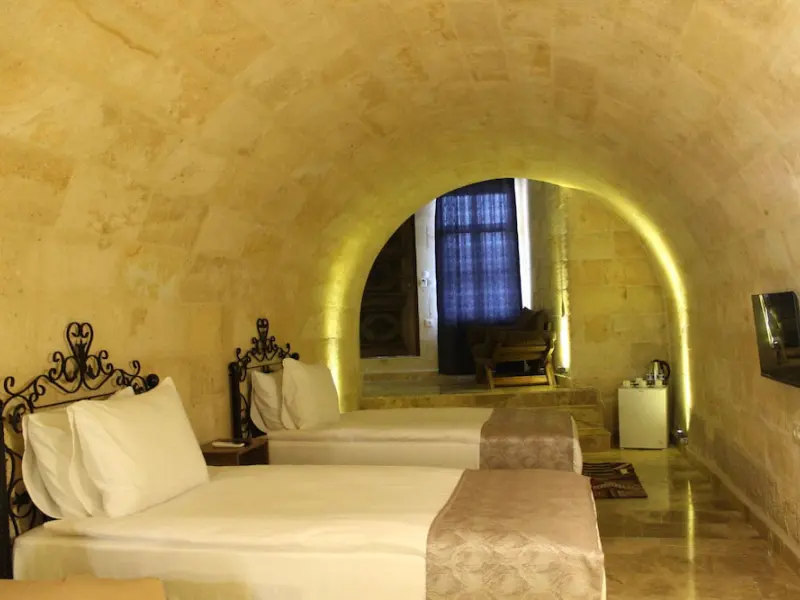 Kayra Cave Suites 7