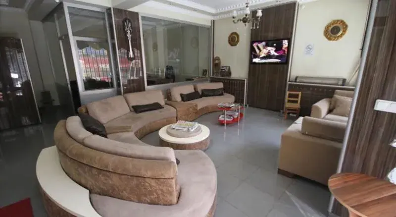 Otel Dinç 3
