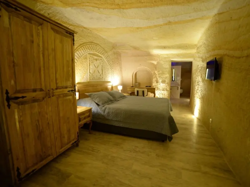 Crassus Cave Hotel 21