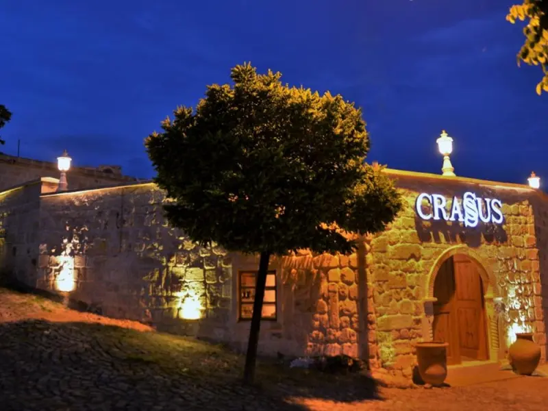 Crassus Cave Hotel 3