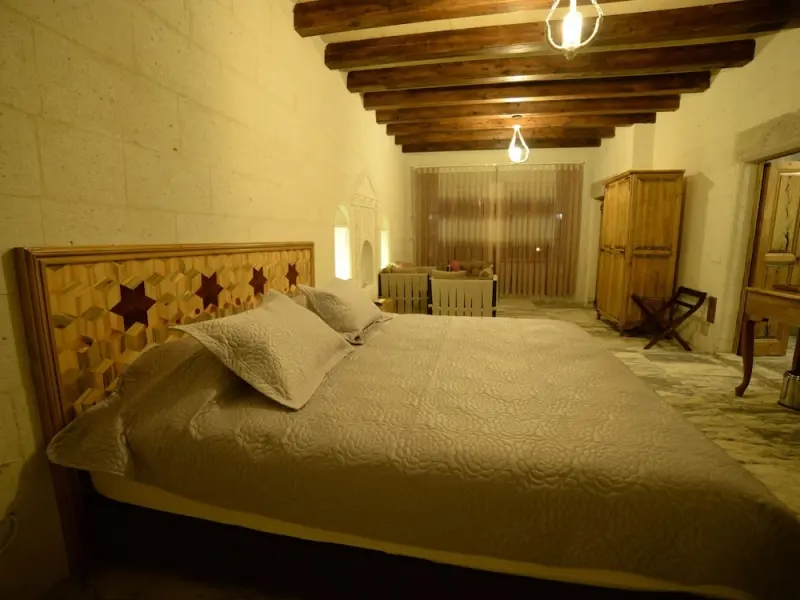 Crassus Cave Hotel 5