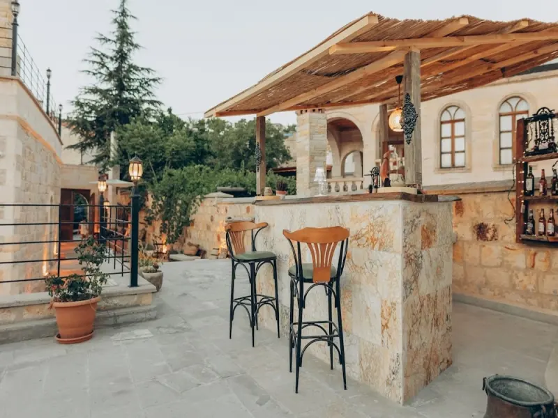 Serenus Cave Suites 17
