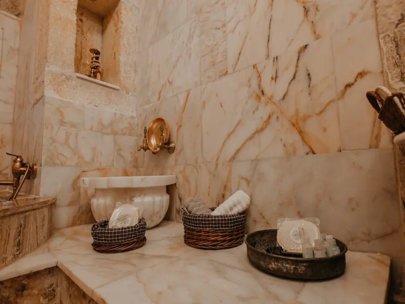 Serenus Cave Suites 18