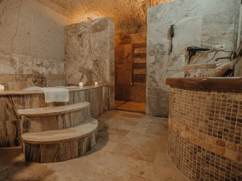 Serenus Cave Suites 28