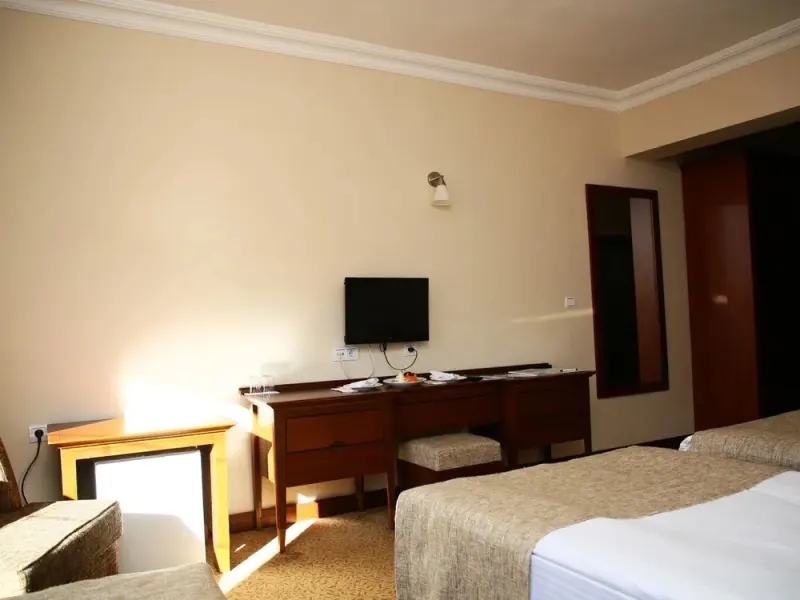 West Davraz Hotel 7
