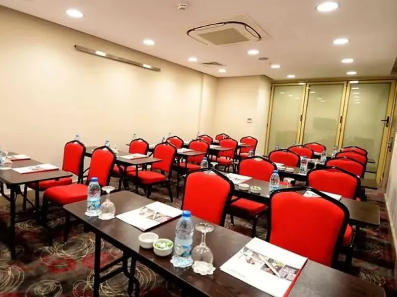Ramada Encore By Wyndham İzmir 34