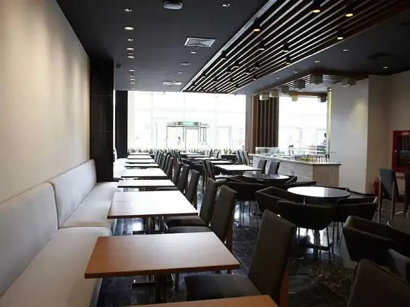 Ramada Encore By Wyndham İzmir 9