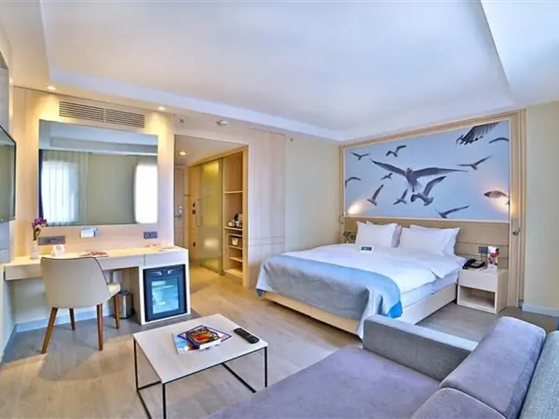 Ramada by Wyndham Istanbul Old City 12