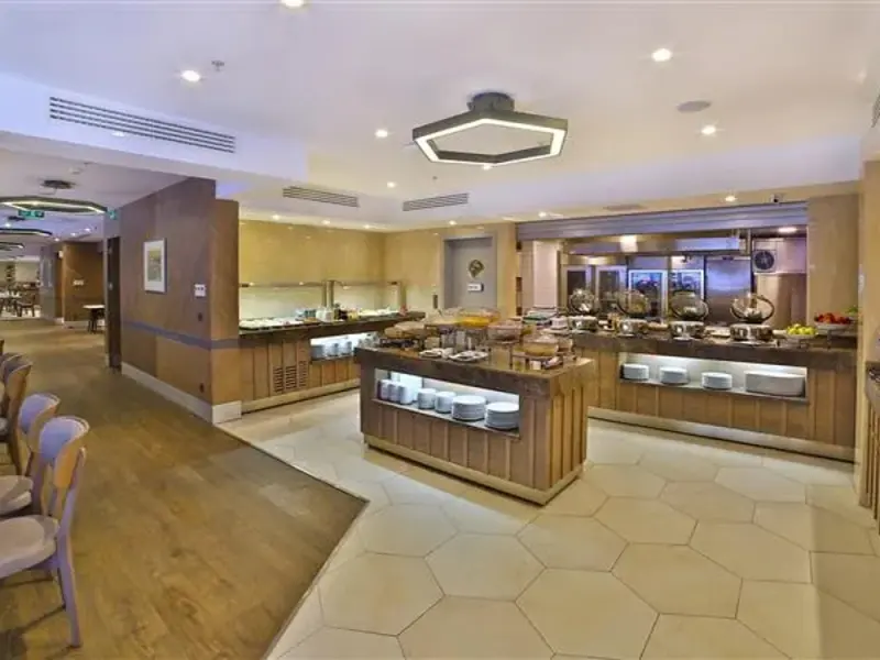 Ramada by Wyndham Istanbul Old City 13