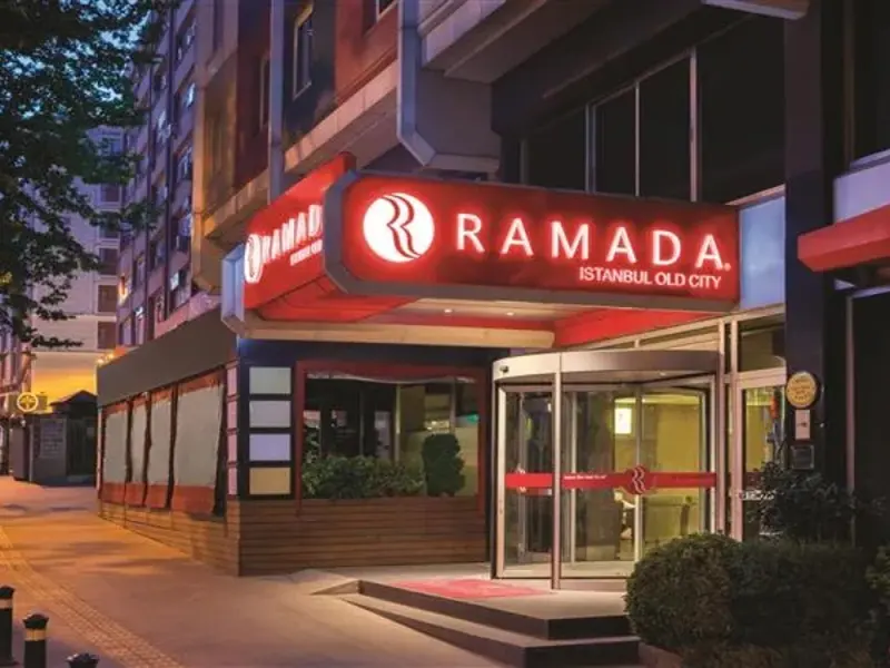 Ramada by Wyndham Istanbul Old City 10