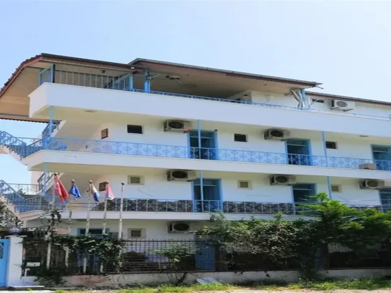 Side Spring Hotel 10