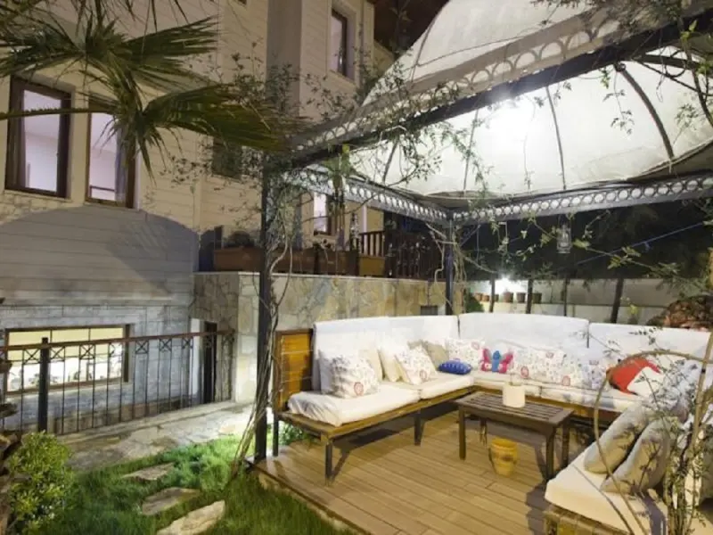 Summer Otel 8