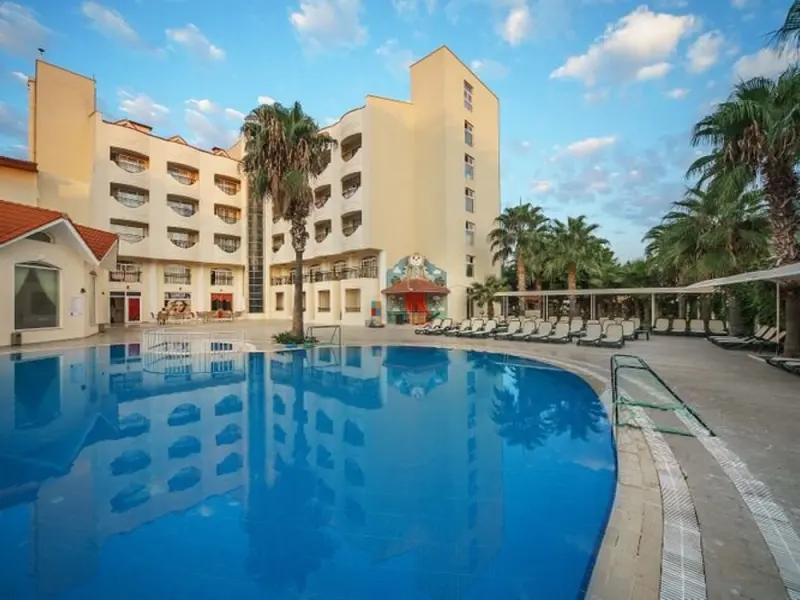 Larissa Inn Hotel 2