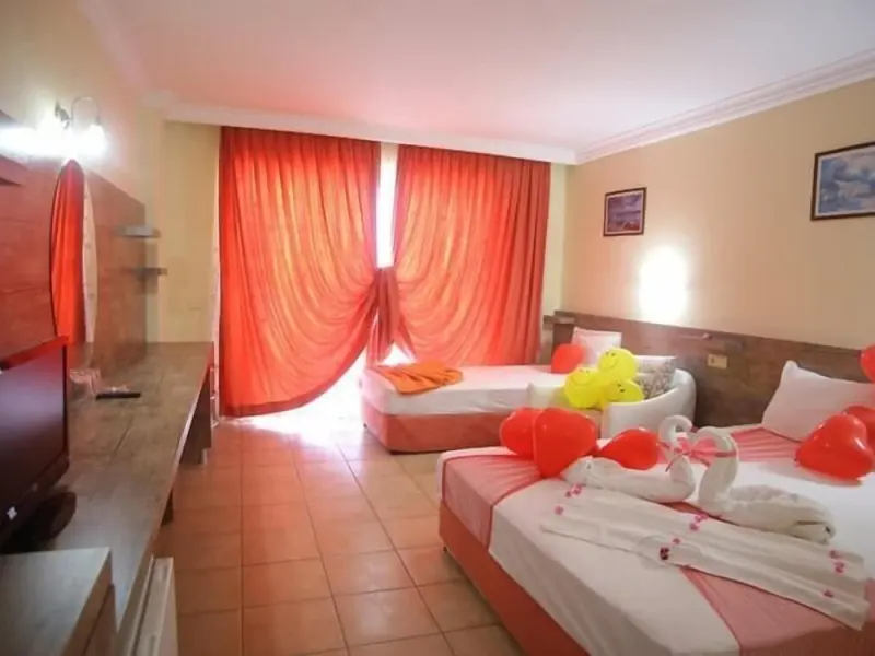 Sayanora Hotel 11