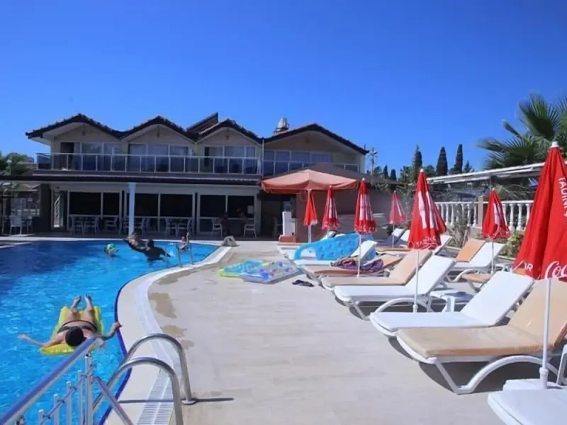 Sayanora Hotel 14