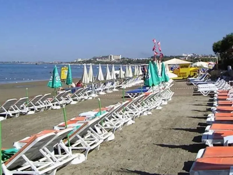 Sayanora Hotel 16
