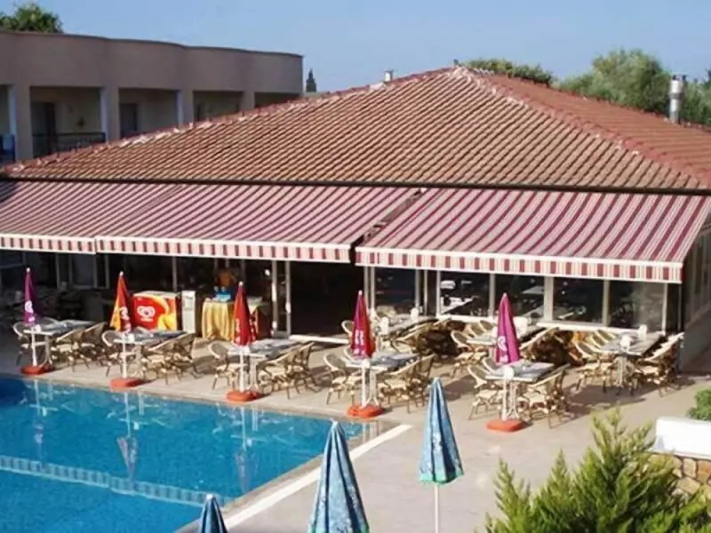 Sayanora Hotel 3