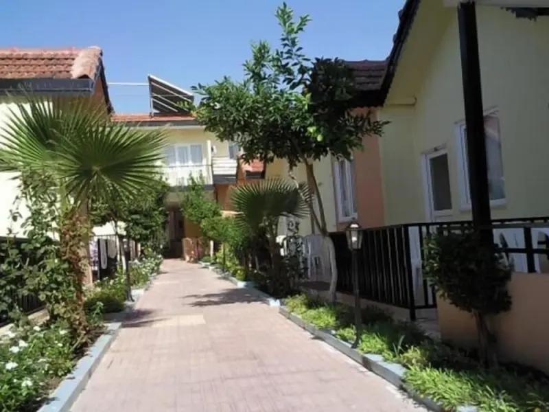 Sayanora Hotel 7