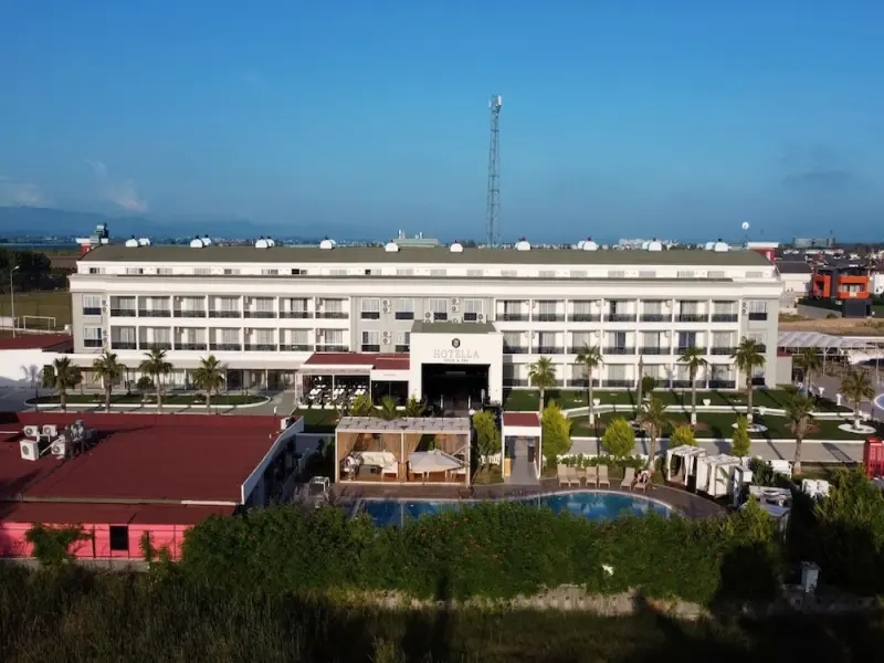Hotella Resort & Spa 13