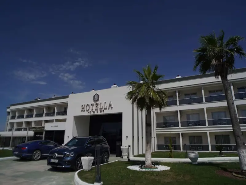Hotella Resort & Spa 2