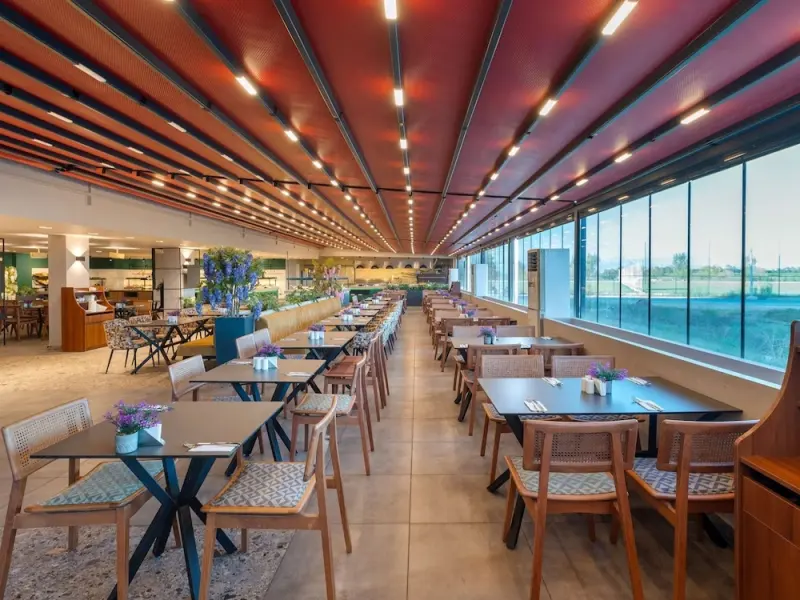 Hotella Resort & Spa 10