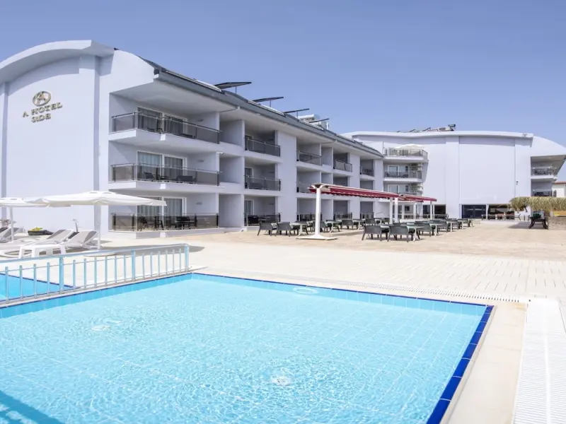 A Hotel Side 5