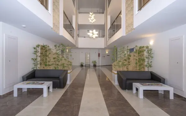 A Hotel Side 46