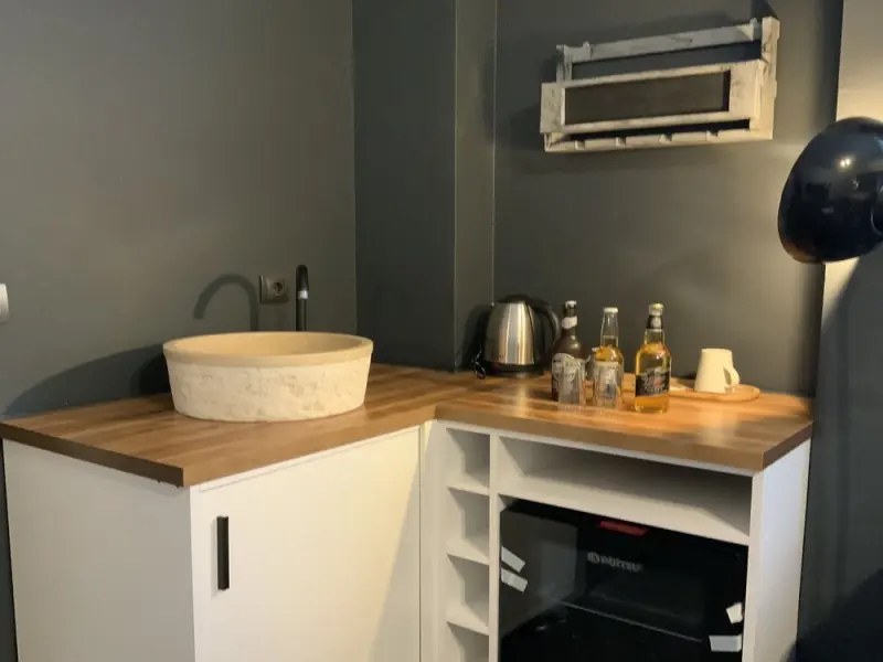 Eva Otel 34